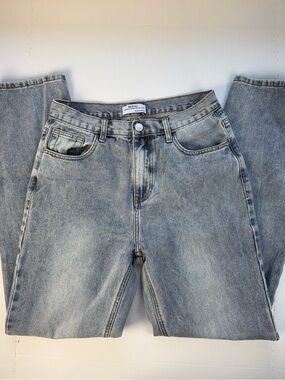 Redial High-Rise Light Wash Jeans, front slit wide leg size 29”